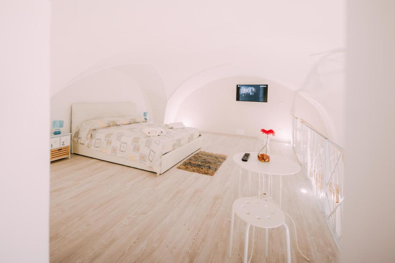 Bed Casa Vacanza Via Gallipoli - Corte Bari Brindisi Kültér fotó
