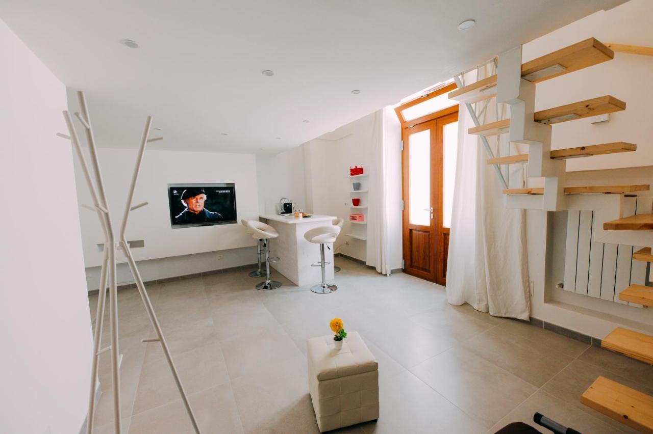 Bed Casa Vacanza Via Gallipoli - Corte Bari Brindisi Kültér fotó