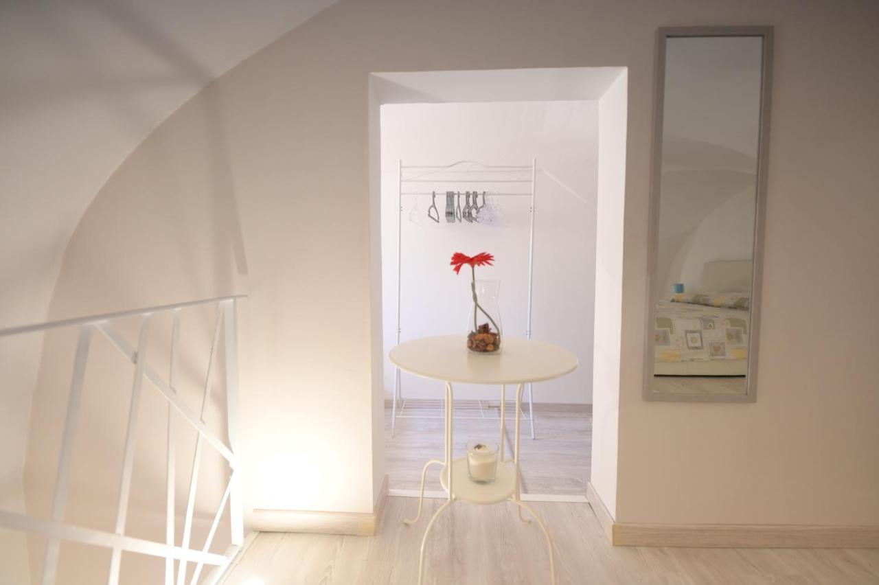 Bed Casa Vacanza Via Gallipoli - Corte Bari Brindisi Kültér fotó